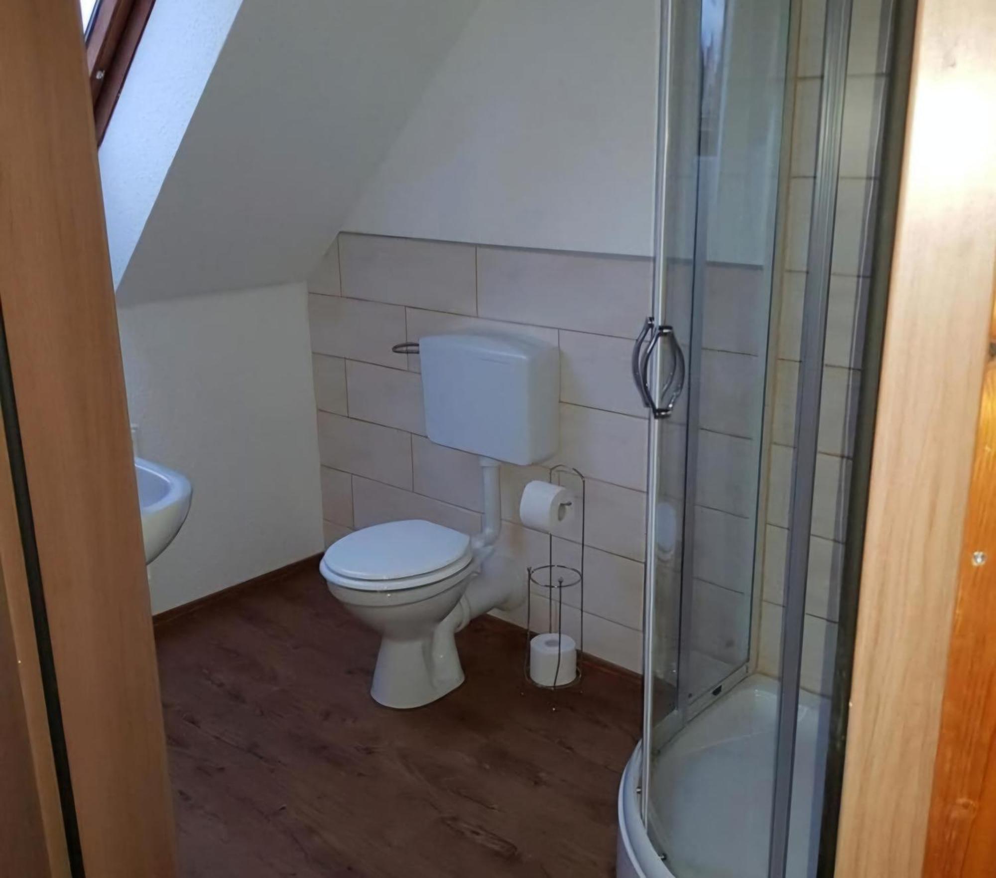 אושרסלבן Monteurzimmer Und Pension - Ampfurth מראה חיצוני תמונה
