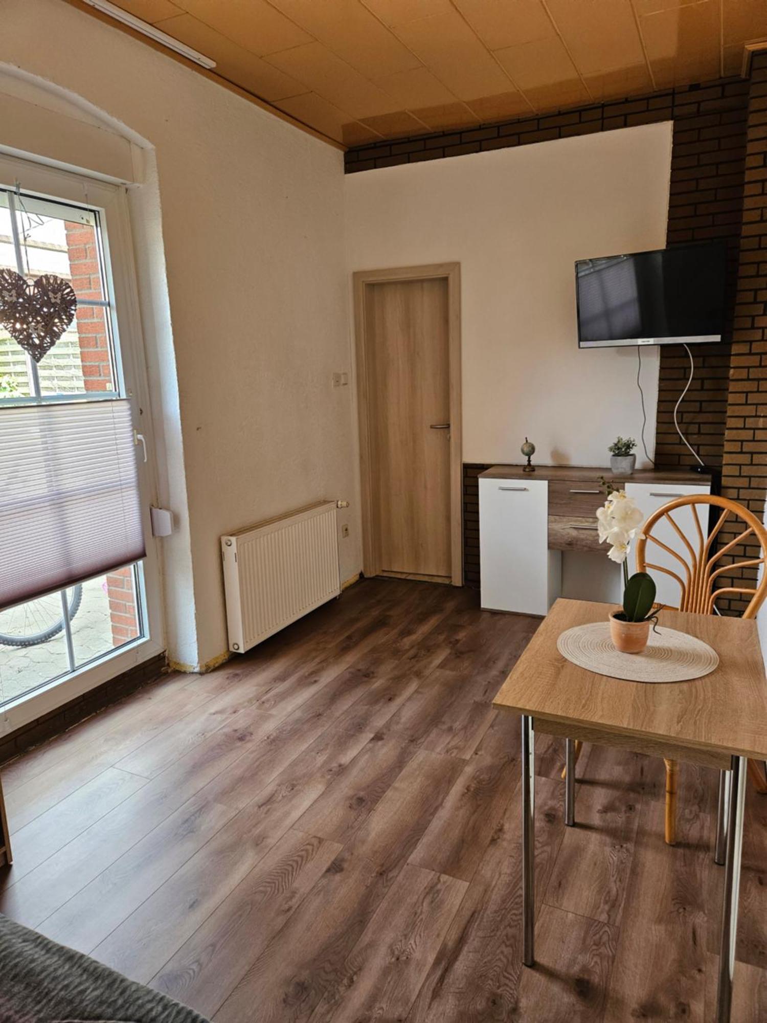 אושרסלבן Monteurzimmer Und Pension - Ampfurth מראה חיצוני תמונה
